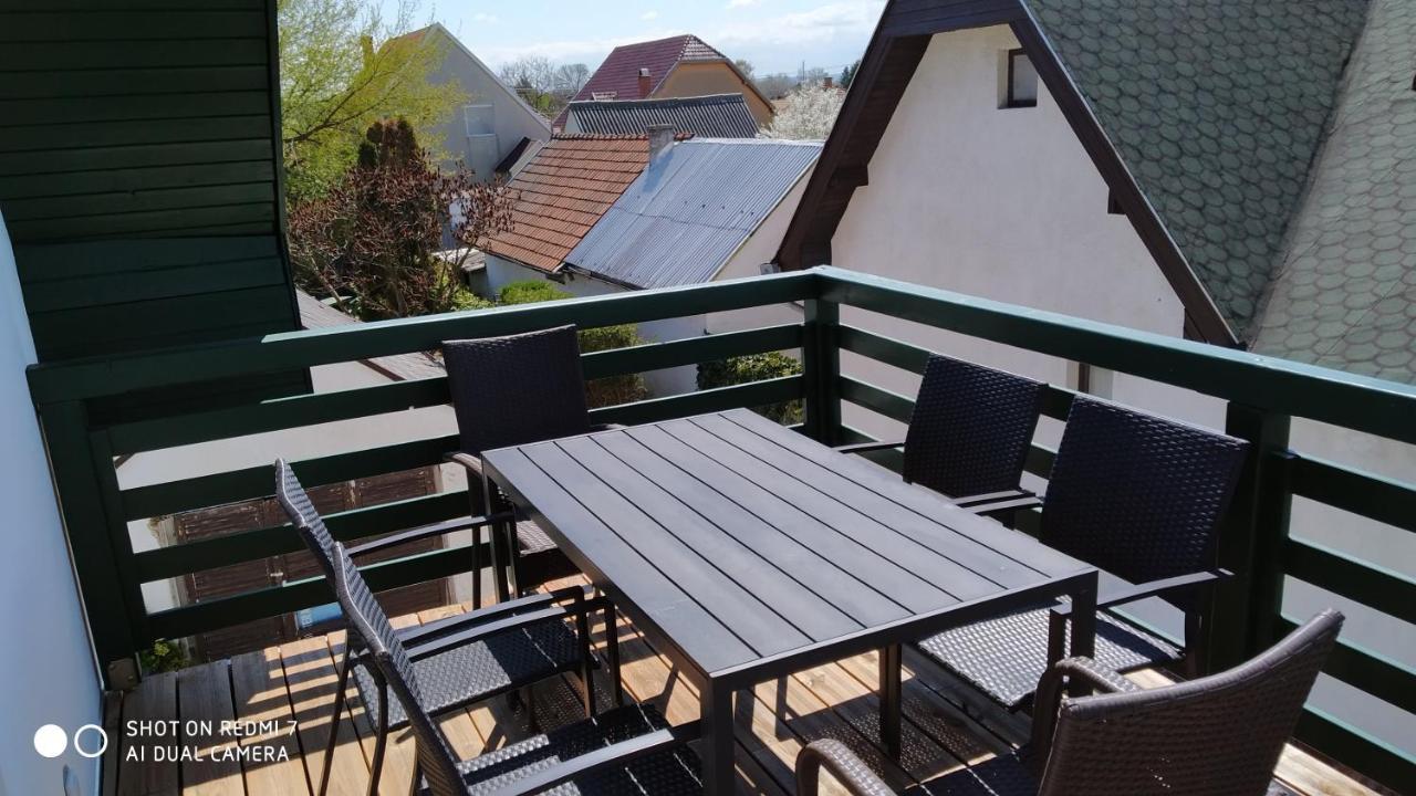 Bamboo Apartman Siofok Luaran gambar