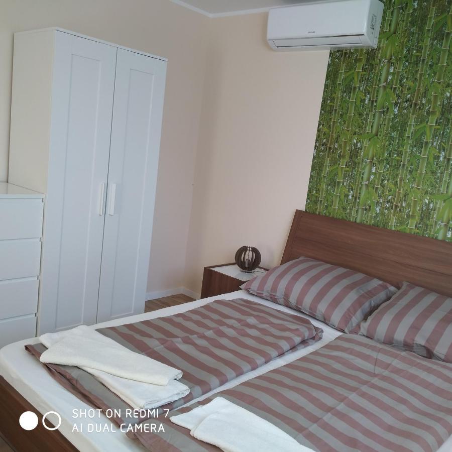 Bamboo Apartman Siofok Luaran gambar